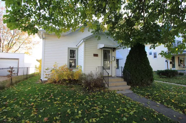 312 Kilbourn Ave, Tomah, WI 54660