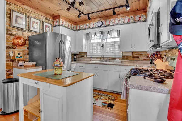 Sheboygan Falls, WI 53085,226 Giddings Ave