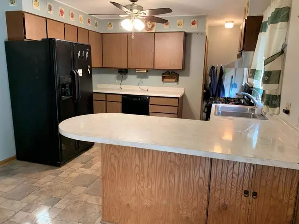 Twin Lakes, WI 53181,625 Country Ln