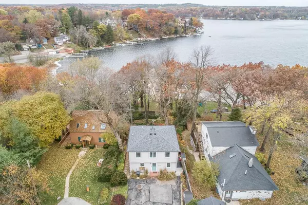 W2056 Kings Ln, East Troy, WI 53120