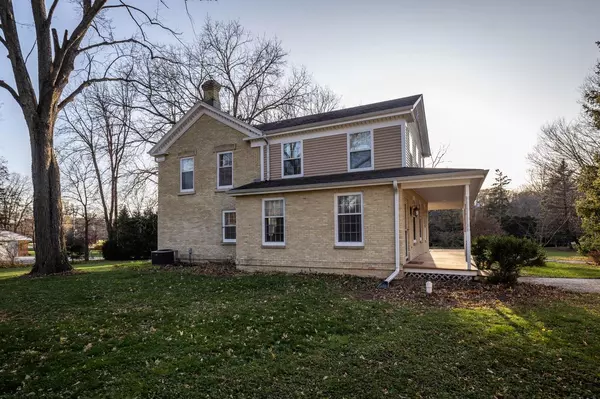 River Hills, WI 53217,7880 N Green Bay Rd