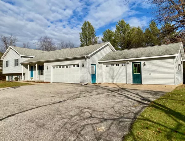 5201 Hallmark AVENUE, Sparta, WI 54656