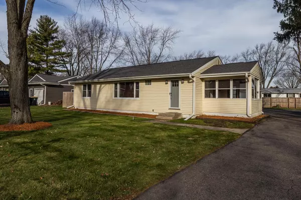 1616 Pheasant Ave, Twin Lakes, WI 53181