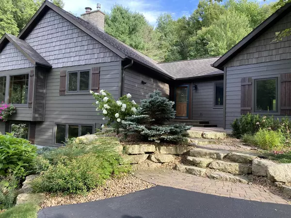 W7075 Evans Valley ROAD, Holmen, WI 54636