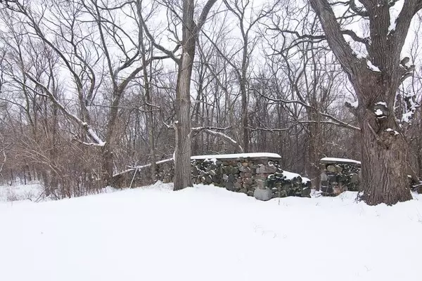 Twin Lakes, WI 53181,908 Vincent Rd