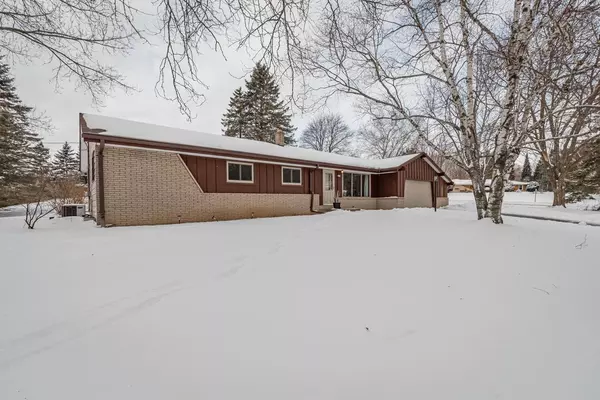 Hubertus, WI 53033,2979 Skyline Dr