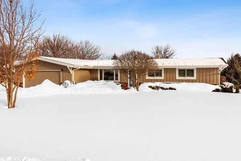 Eagle, WI 53119,430 Clover Ct