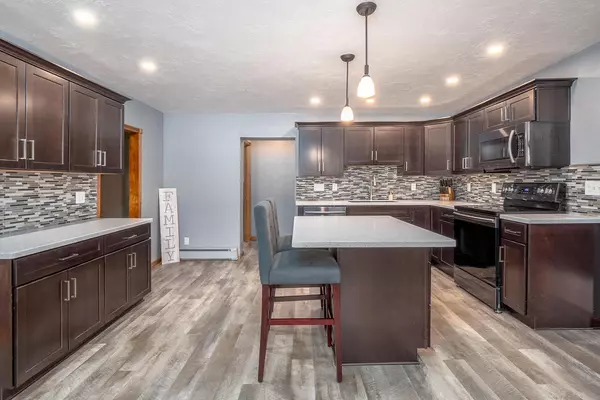 Glenbeulah, WI 53023,404 N Swift STREET