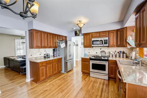 Wauwatosa, WI 53225,4727 N 108th STREET