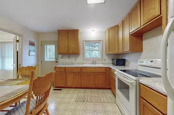 Twin Lakes, WI 53181,1707 Pheasant Ave