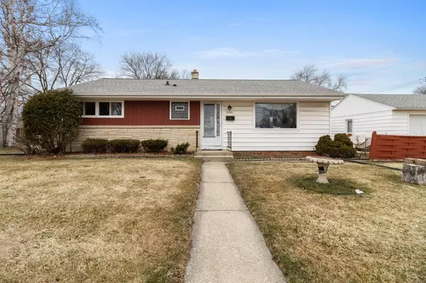 10326 W Dakota STREET, West Allis, WI 53227