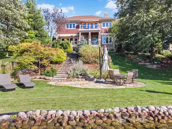 123 E Lake Ln, Colgate, WI 53017