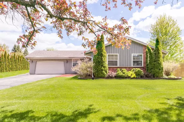 W254N9522 River Ln, Colgate, WI 53017