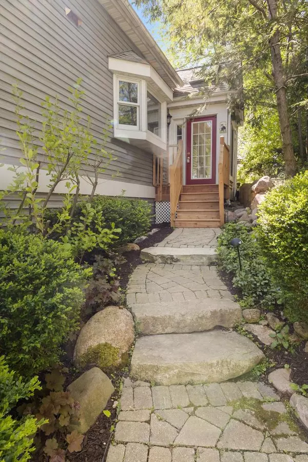 Twin Lakes, WI 53181,353 Indian Point Rd