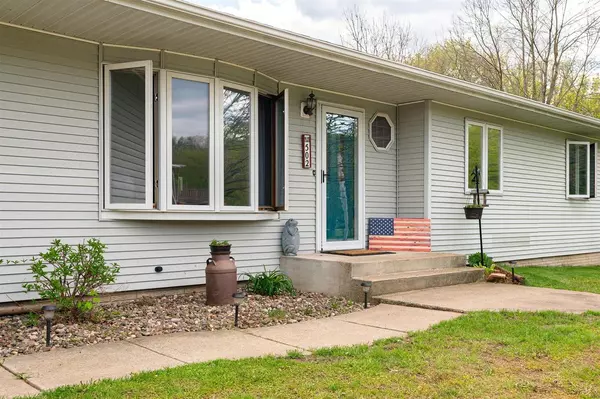 Coon Valley, WI 54623,502 Mahlum STREET