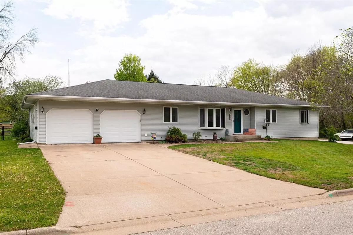 Coon Valley, WI 54623,502 Mahlum STREET