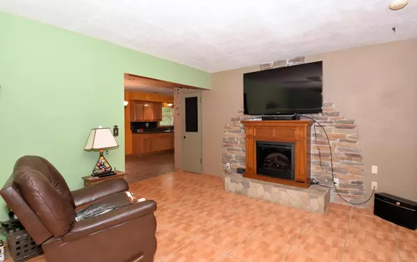 Muskego, WI 53150,W165S7484 Bellview DRIVE