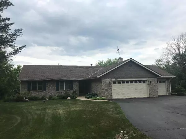 6415 203rd Ave, Bristol, WI 53104