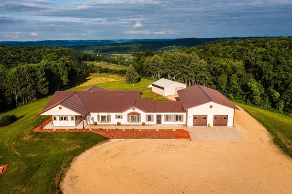 23460 KALE RD, Rockland, WI 54653