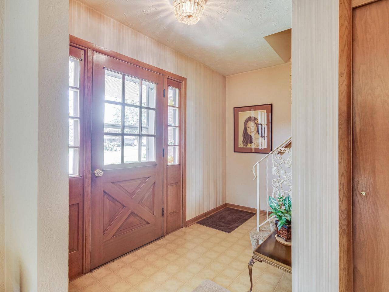 La Crosse, WI 54601,2555 Madison Pl
