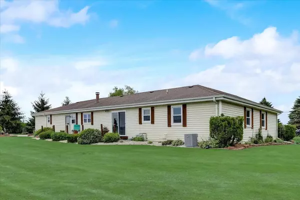 Hartland, WI 53029,N80W33158 Petersen Rd