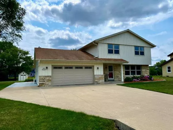 Muskego, WI 53150,S77W17573 St Leonards Dr