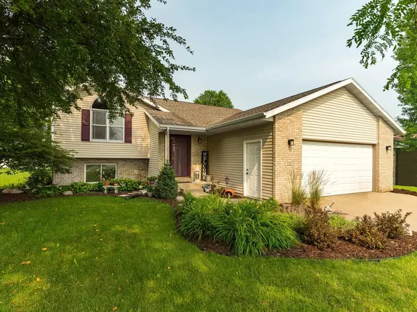 126 Vera LANE S, West Salem, WI 54669