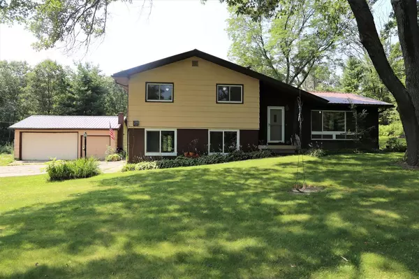 15232 Hercules Rd, Tomah, WI 54660