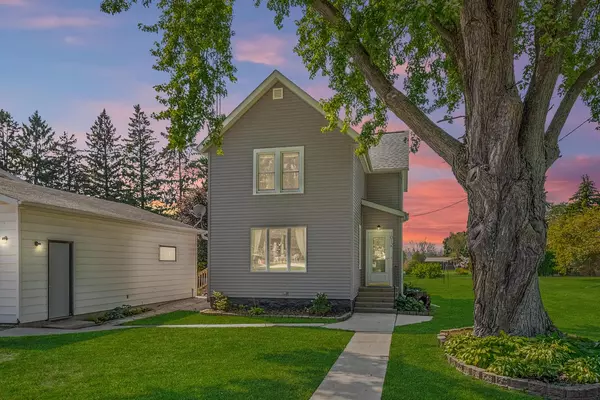 1012 Church St, Saint Cloud, WI 53079