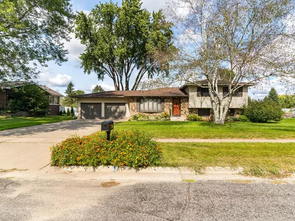 250 Lark LANE, West Salem, WI 54669