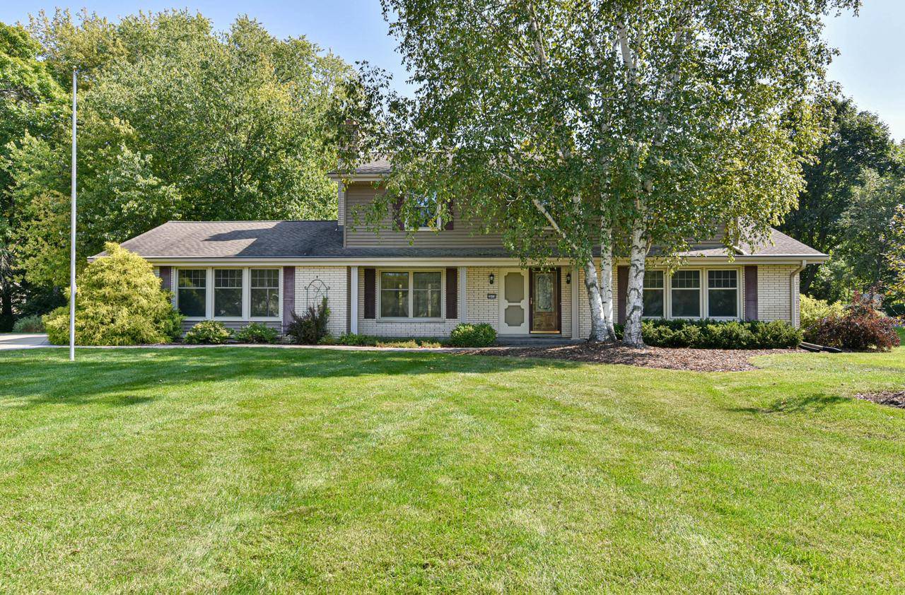 2070 Le Jardin COURT, Brookfield, WI 53045