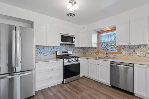 Saukville, WI 53080,535 W Dekora St
