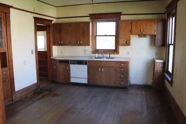 Whitehall, WI 54773,18586 Dewey St