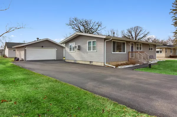 Twin Lakes, WI 53181,1605 Willow Rd