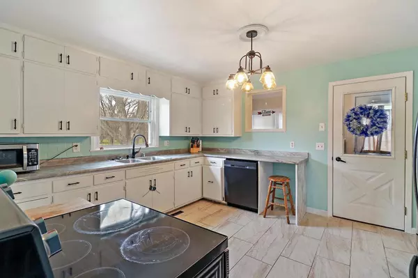 Burlington, WI 53105,217 Schemmer ST