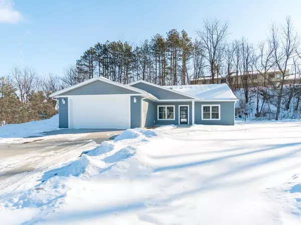 20162 Campus Ct, Galesville, WI 54630