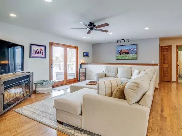 West Salem, WI 54669,610 East Ave