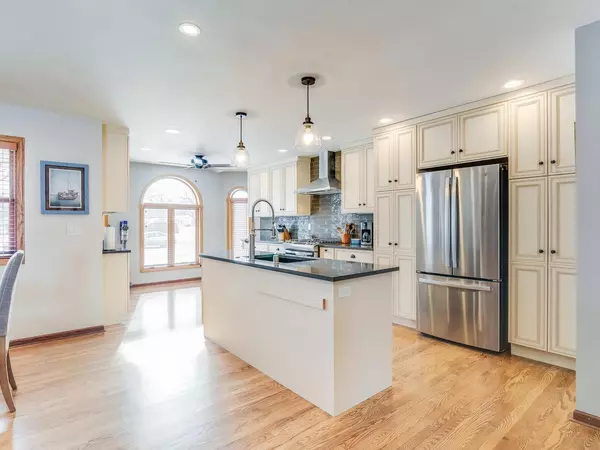 West Salem, WI 54669,610 East Ave