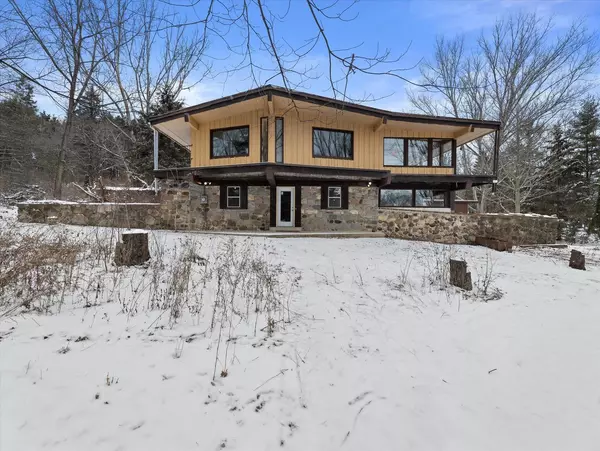 Muskego, WI 53150,S74W20800 Field Dr