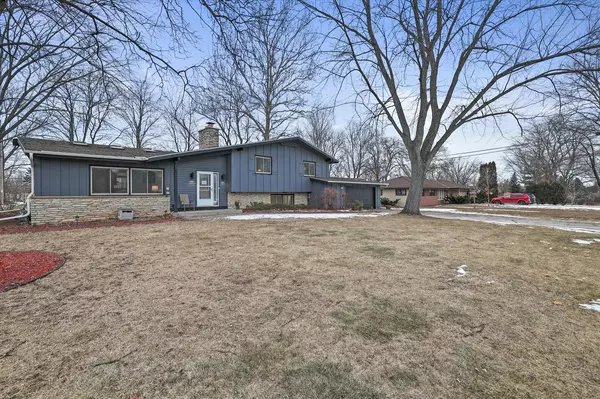 6235 S 123rd STREET, Hales Corners, WI 53130