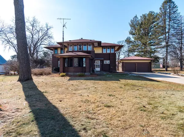 West Salem, WI 54669,346 Leonard St N