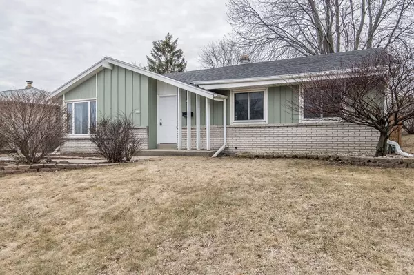 2615 E Ramsey AVENUE, Cudahy, WI 53110