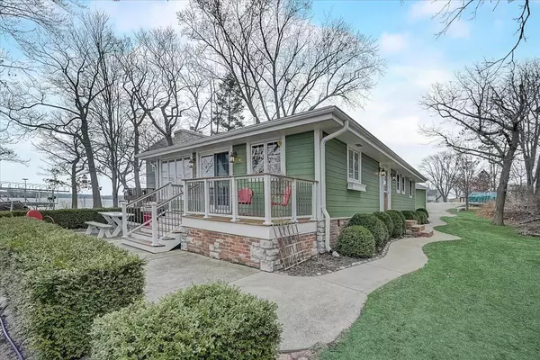 Muskego, WI 53150,S75W18735 Kingston Dr
