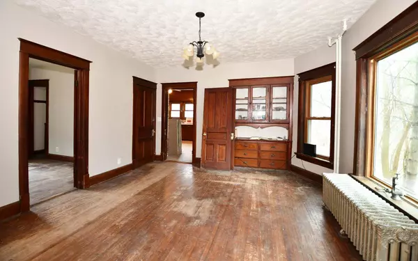 Saukville, WI 53080,550 W Dekora St
