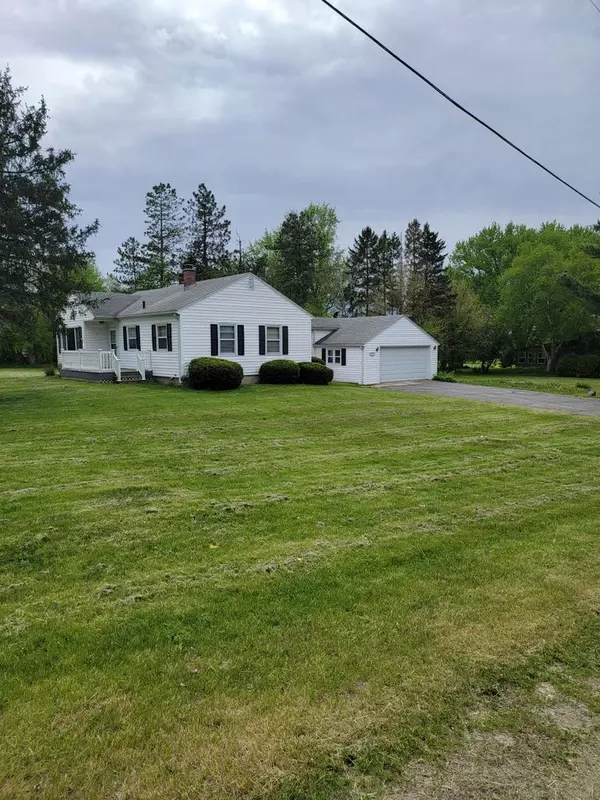 7071 Delview Ave, Delavan, WI 53115