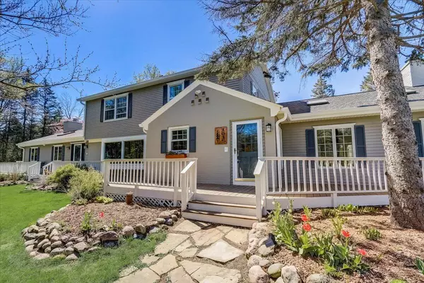 River Hills, WI 53217,1615 W County Line Rd