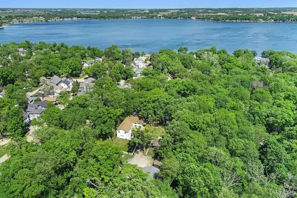 Delavan, WI 53115,1625 Jackson Park Dr