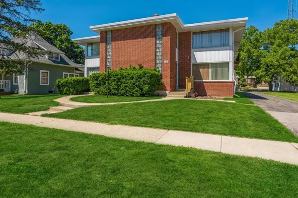 Delavan, WI 53115,126 S Third STREET