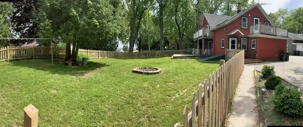 Cleveland, WI 53015,214 Lincoln Ave