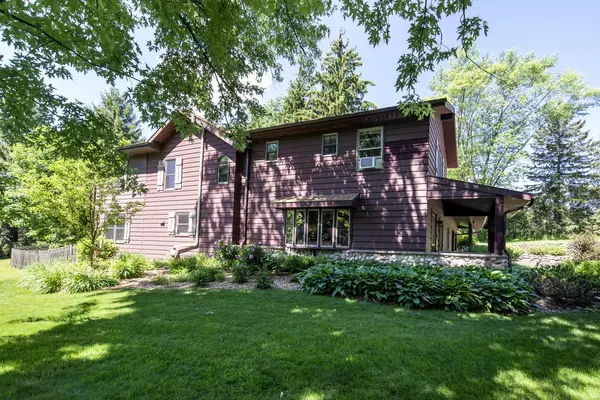 Dousman, WI 53118,S34W32505 Sierra PASS